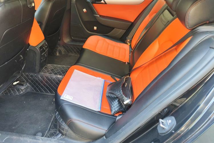 Used Volkswagen Magotan 2015 1.8TSI Advanced Model Left Rear Seat