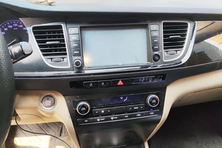 Used Hyundai Mistra 2014 1.8L Automatic Smart GLS