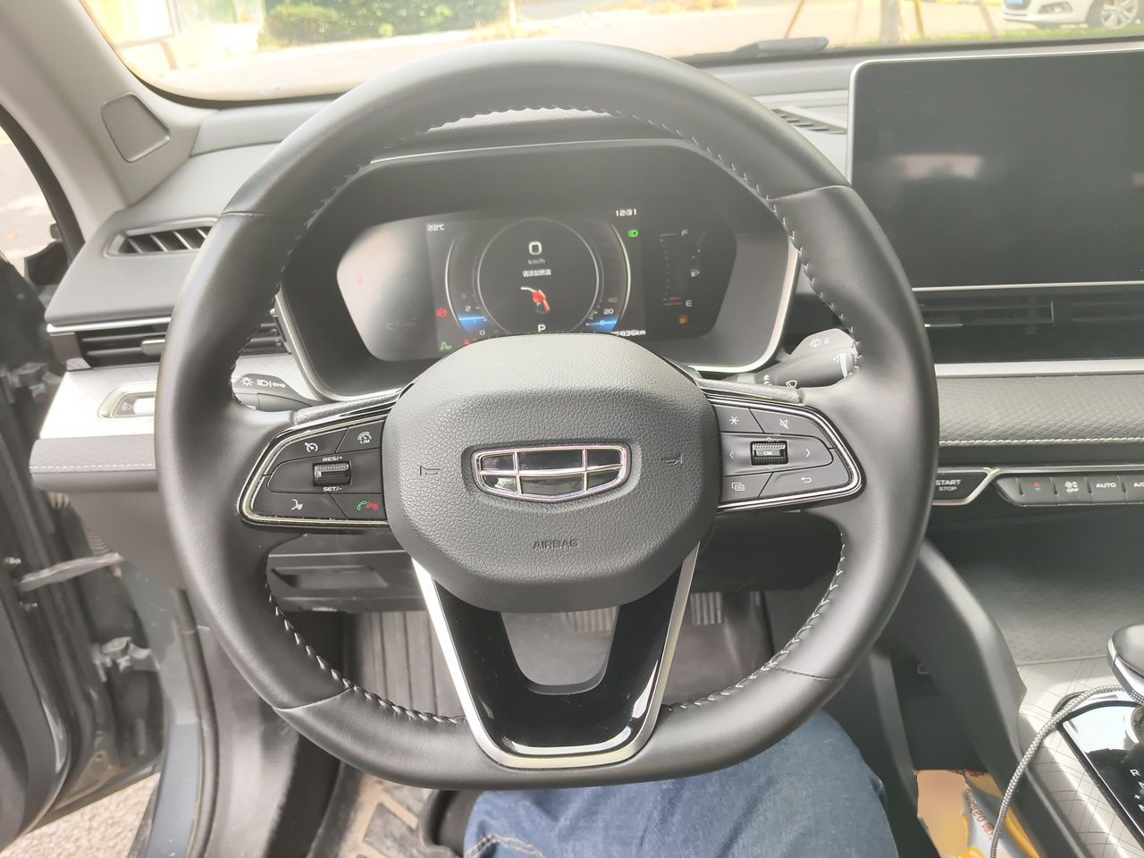 Geely Auto Preface 2023 2.0TD Luxury Version — снимка 10