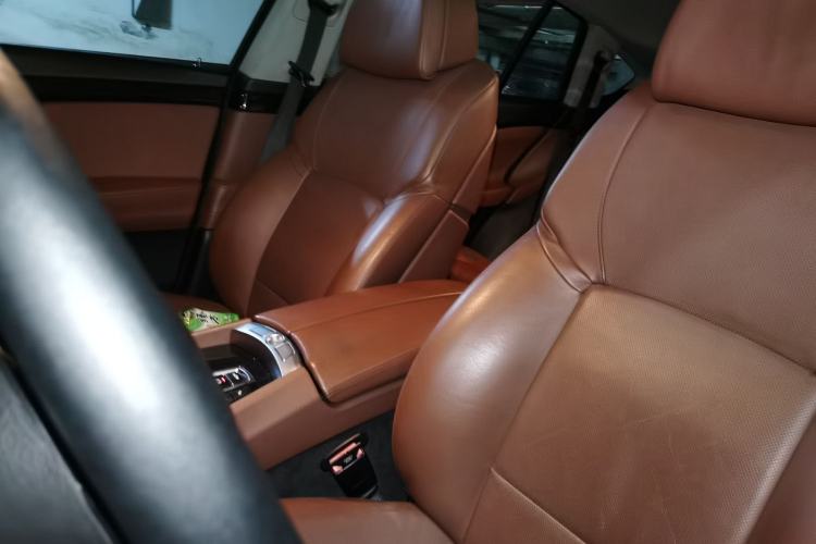 Used BMW 5 Series GT 2011 535i xDrive Luxury Edition
