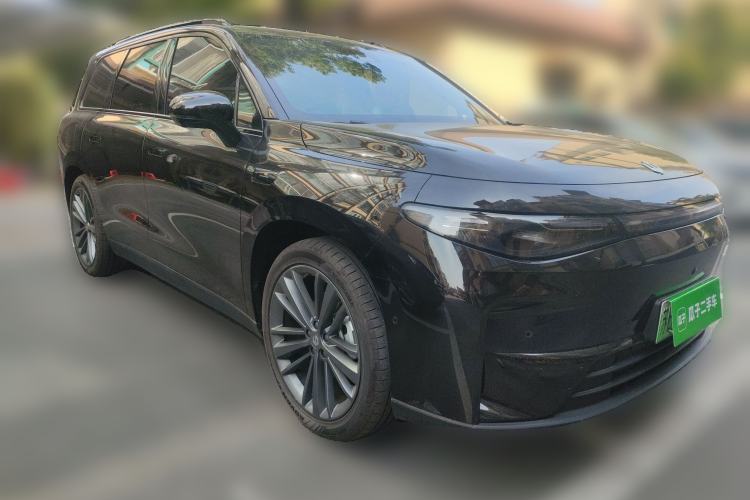 Used Leapmotor C16 2024 Range-Extended 200 Luxury Edition Front Right 45 Deg