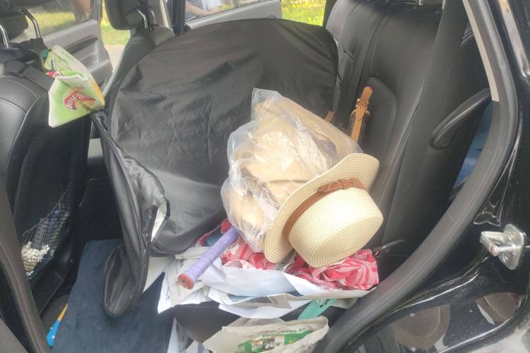 Used Chevrolet Captiva 2015 2.4L 4x4 Flagship Edition 7-Seater
