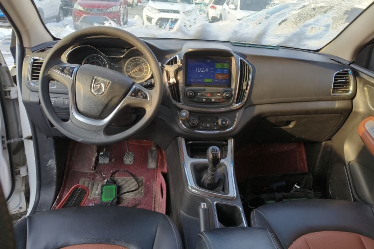 Used Baojun 560 2016 1.8L Manual Elite Edition