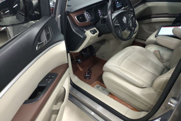 Used Buick GL8 2018 28T Luxury Model China VI Standard