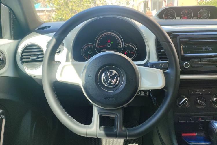 Used Volkswagen Beetle 2013 1.4 TSI Comfort Model
