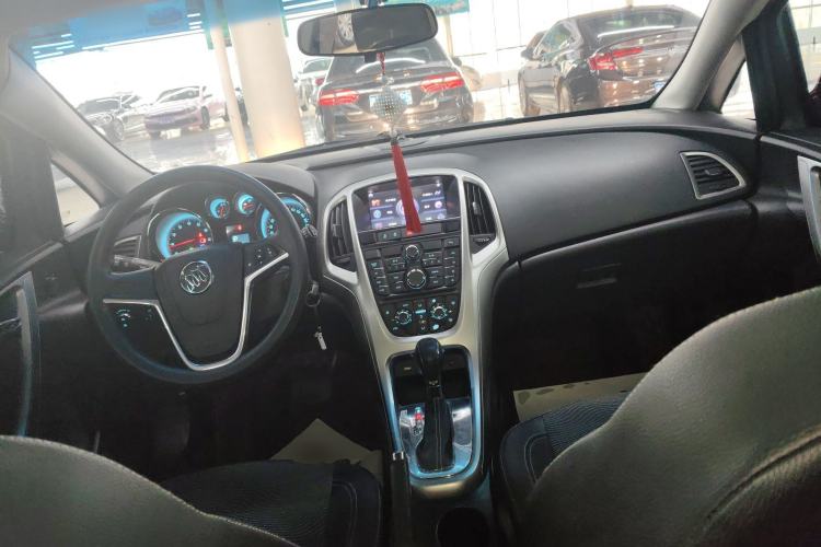 Used Buick GT 2014 XT 1.6L Automatic Fashion Edition