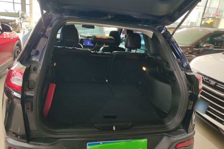 Used Jeep Cherokee 2016 2.4L Leading Edition