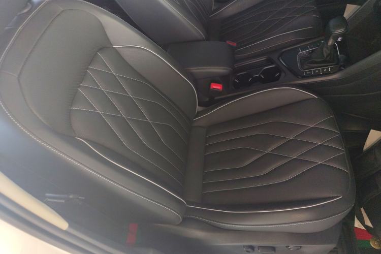 Used Volkswagen Tiguan L 2022 330TSI Automatic Two-Wheel Drive R-Line Enhanced Edition
