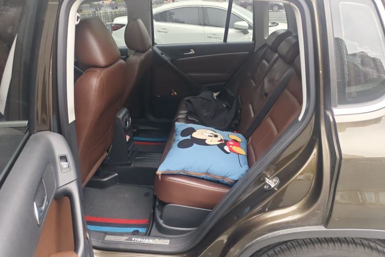 Used Volkswagen Tiguan 2016 300TSI Automatic Two-Wheel Drive Luxury Edition Left Rear Seat