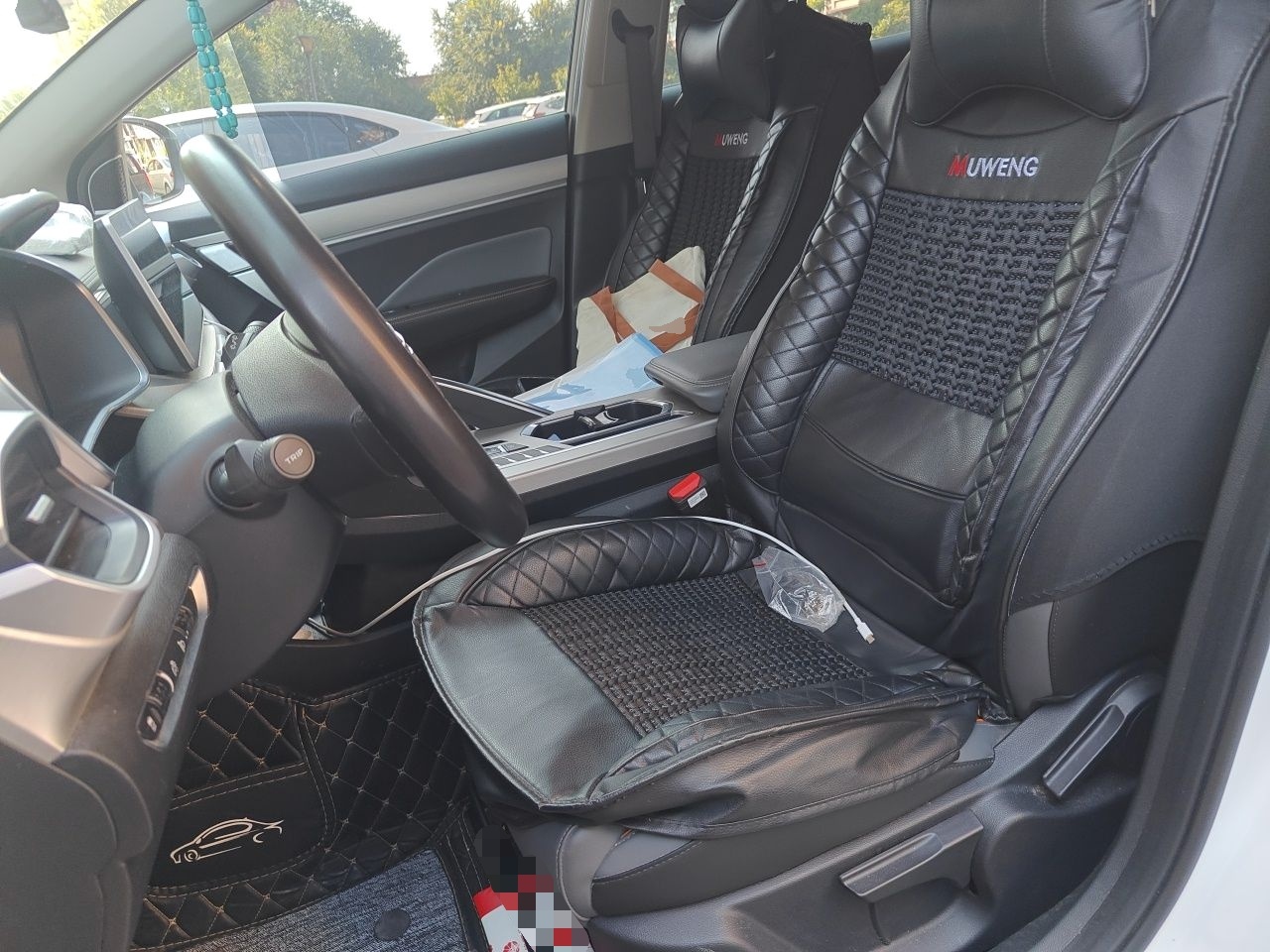 Geely Auto Coolray 2023 1.5T DCT Platinum Edition — снимка 15