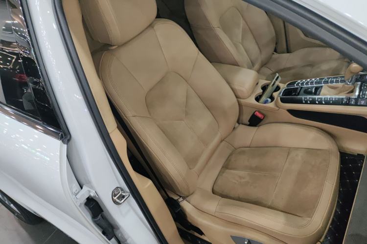 Used Porsche Macan 2016 Macan S 3.0T Right Front Seat