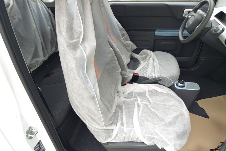 Used Geely Galaxy Panda 2024 Panda Mini 200km Endurance Bear Right Front Seat