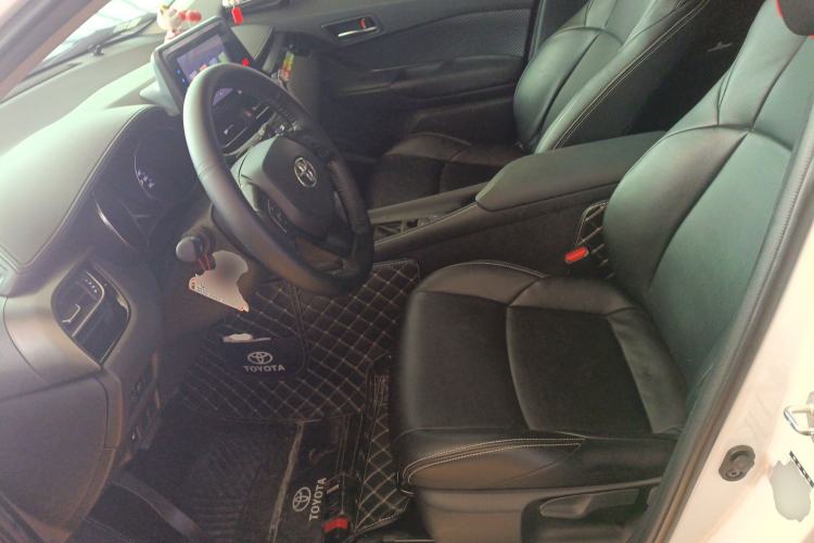 Used Toyota IZOA 2022 2.0L Yixing Version
