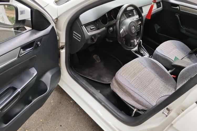 Used Volkswagen Bora 2014 1.6L Automatic Fashion Model