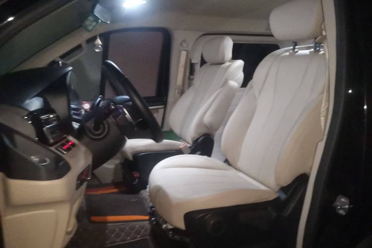 Used Iveco Fidato 2023 C30 Passenger Van 2.0T 110kW Automatic Xingtu Version Low Roof