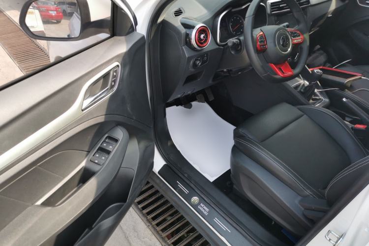 Used MG ZS 2020 Global Bestseller with 1.5L Engine Manual Transmission and a Massive 65-Inch Panoramic Sunroof Version Driver Seat