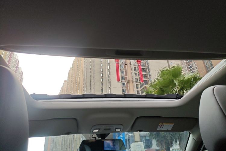 Used Geely Auto Coolray 2023 1.5T DCT Platinum Edition