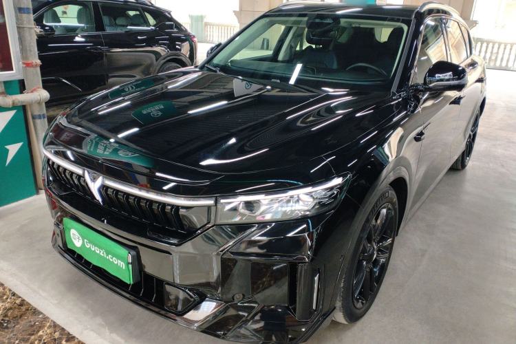 Used VOYAH FREE 2023 Four-Wheel Drive Extended-Range Model with Ultra-Long Range