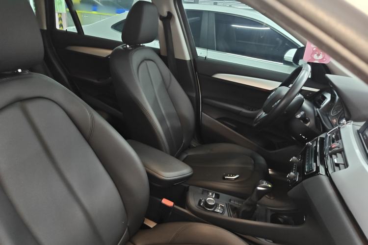 Used BMW X1 2018 sDrive20Li Leading Model Right Front Seat