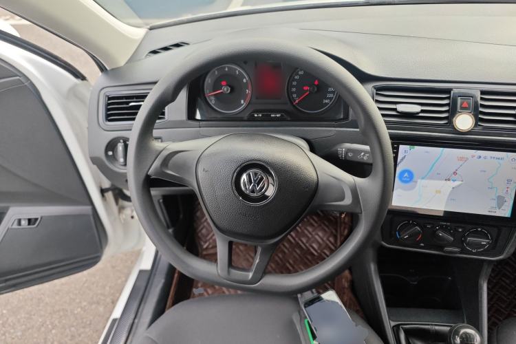 Used Volkswagen Santana 2016 1.6L Manual Fashion Edition Steering Wheel