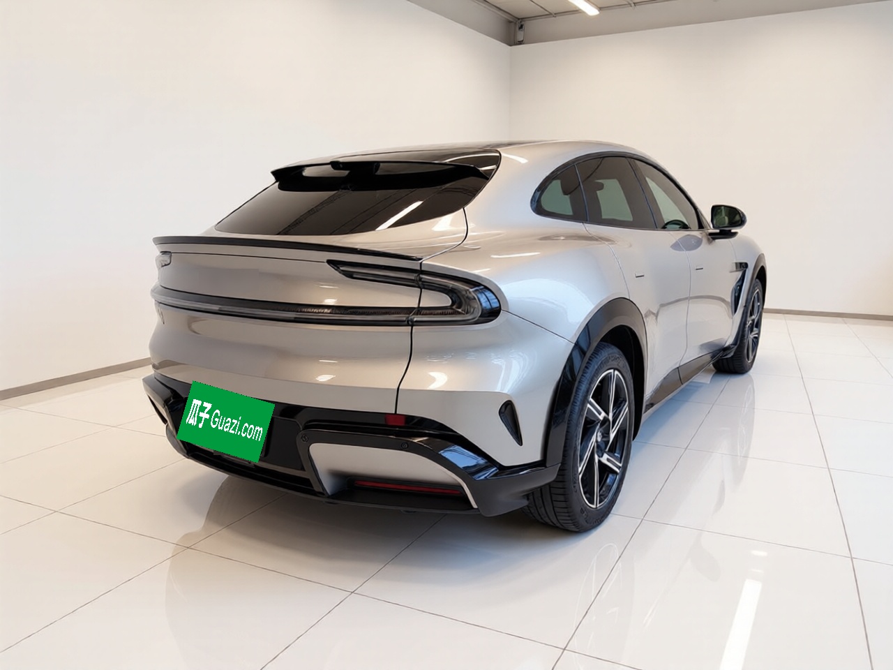 Xiaomi Auto YU7 2025 Ultra-Long Range Rear-Wheel Drive Version — снимка 6