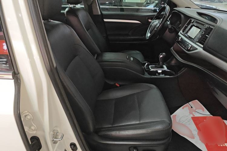 Used Toyota Highlander 2015 2.0T Four-Wheel Drive Luxury Edition 7-Seater Right Front Seat