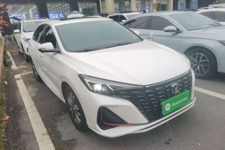 Used CHANGAN Eado 2024 PLUS Blue Whale NE 1.4T GDI DCT High-Energy Edition Front Right 45 Deg