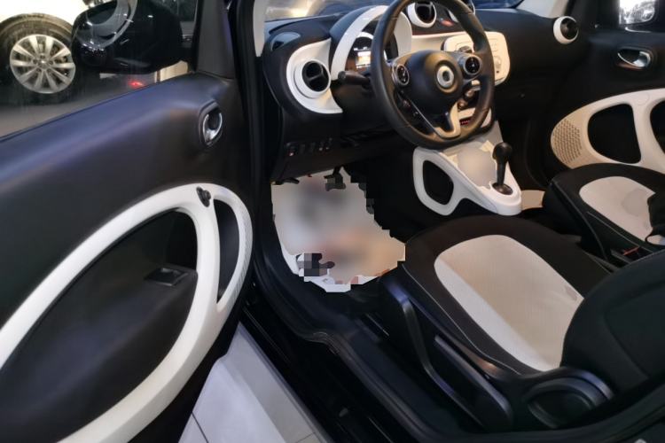 Used smart fortwo 2015 1.0L 52 kW Hardtop Passion Edition