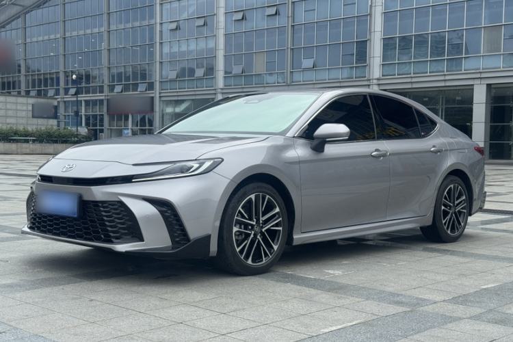 Used Toyota Camry 2026 Model Dual-Engine 2.0HSE Sport Lite Edition