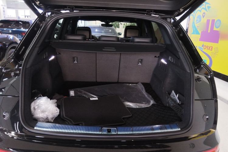 Used Audi Q5L 2024 40 TFSI Luxury Dynamic Edition Trunk