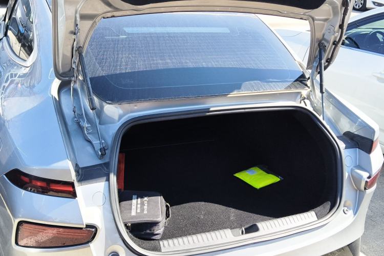 Used XPeng P7 2023 480G Trunk