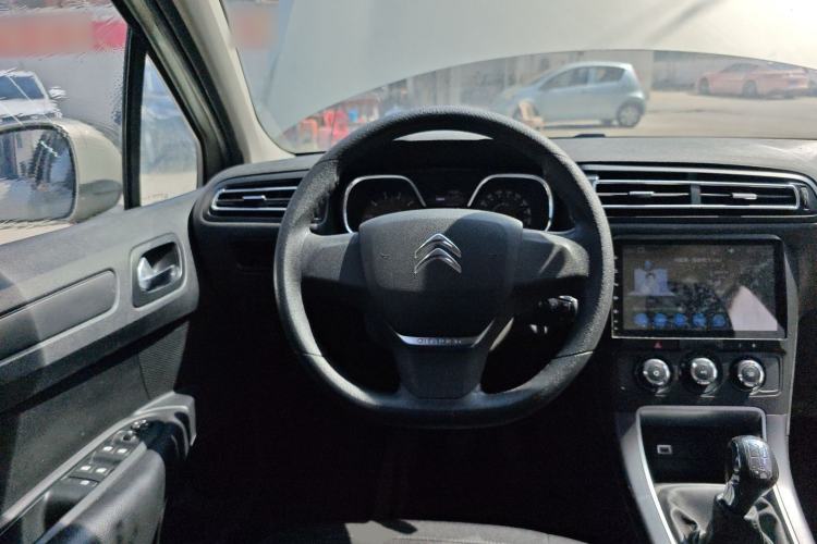 Used Citroen C4 Sega 2016 1.6L Manual Comfort Model Steering Wheel