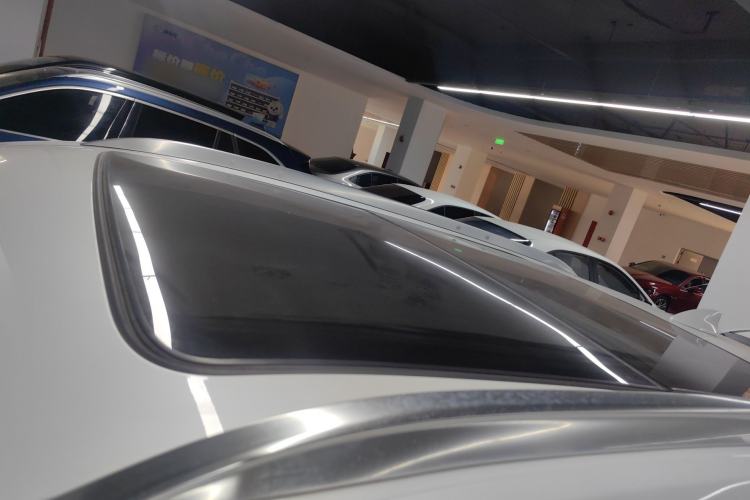 Used Cadillac XT4 2018 28T Two-Wheel Drive Leading Version