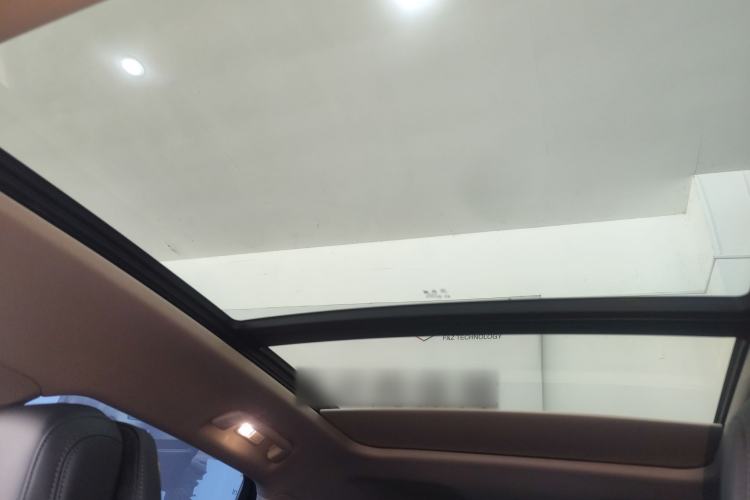 Used Hongqi HS3 2023 1.5T Two-Wheel Drive Shanwei Edition Headliner