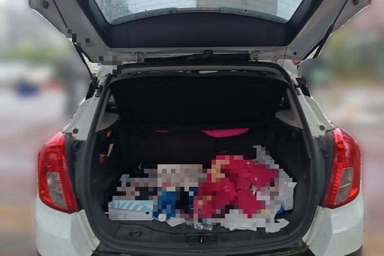 Used Buick Encore 2015 1.4T Automatic Two-Wheel Drive Urban Elite Version
