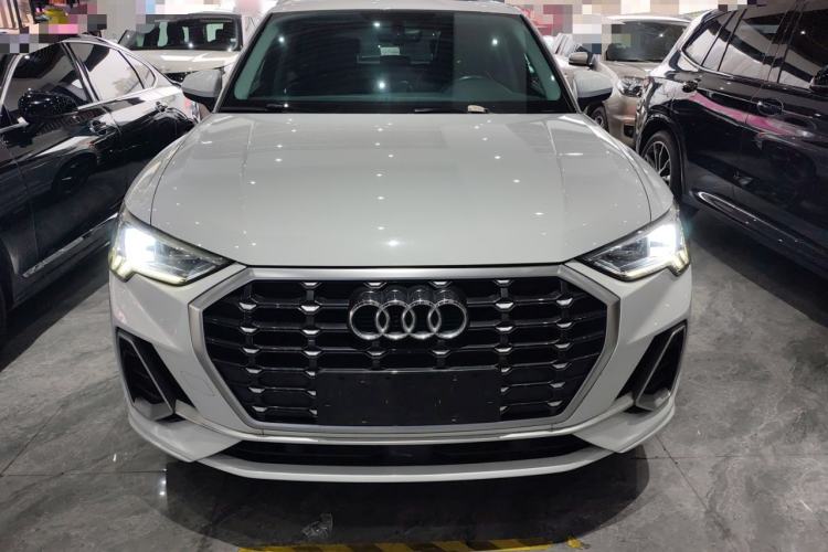 Used Audi Q3 2020 35 TFSI Fashion Dynamic Model