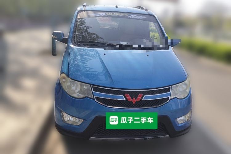 Used Wuling Hongguang 2013 1.2L S Comfort Model China IV Standard Front