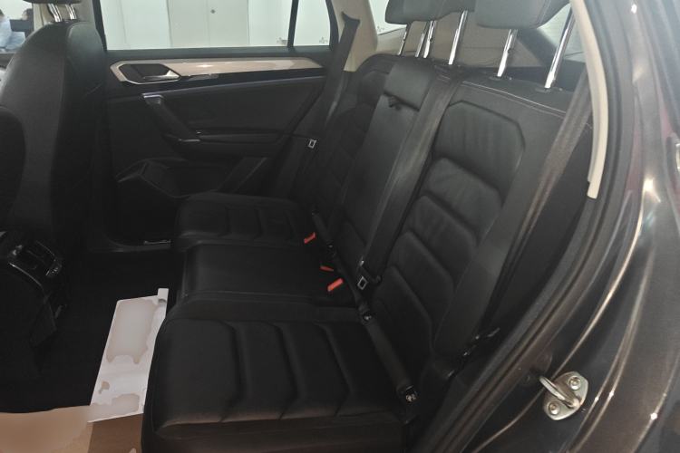 Used Volkswagen Tayron 2019 330TSI Two-Wheel Drive Luxury Model China VI Standard
