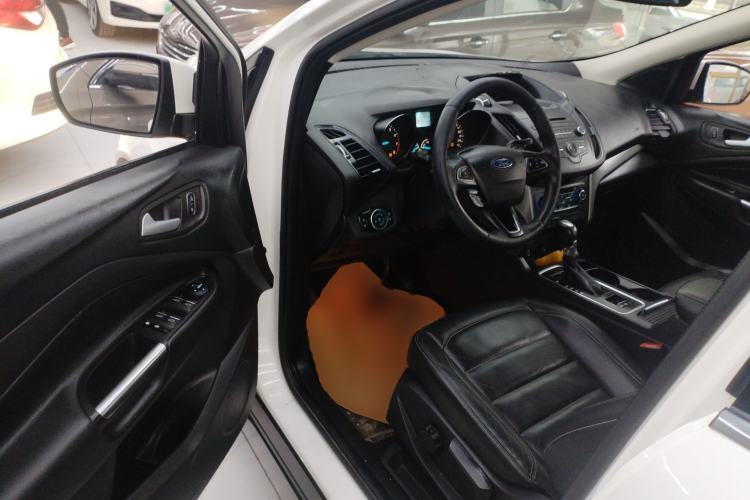 Used Ford Kuga 2017 EcoBoost 180 Two-Wheel-Drive Platinum Edition