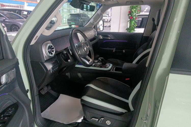 Used Tank 300 2021 City Edition 2.0T—Truly Stylish
