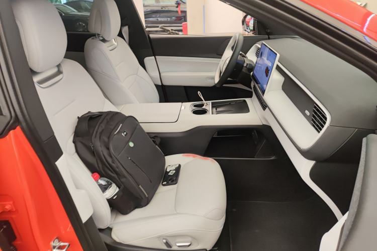 Used XPeng G6 2023 755 Ultra-Long Range Max Right Front Seat