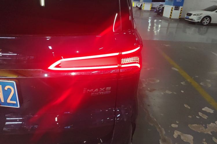 Used Roewe iMAX8 2022 400TGI Prestige Edition Right Rear Taillight