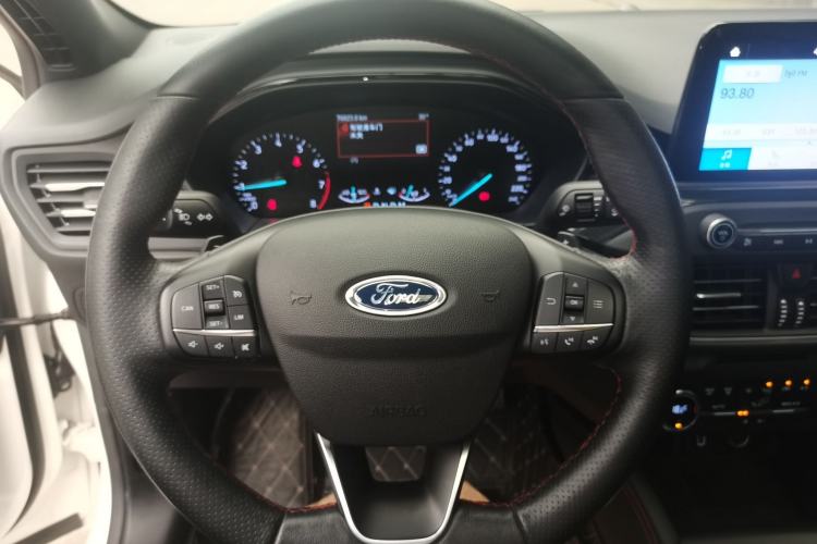 Used Ford Focus 2020 Sedan EcoBoost 180 Automatic ST Line Steering Wheel
