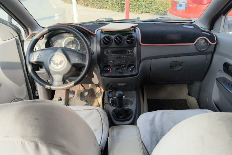Used Wuling Hongguang 2013 1.5L Base Version