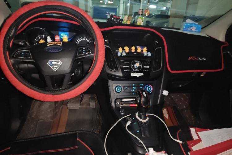 Used Ford Focus 2018 Hatchback Classic 1.6L Automatic Trendy SmartDrive Edition