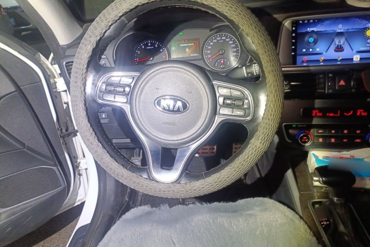 Used Kia K5 2016 2.0L Automatic LUX
