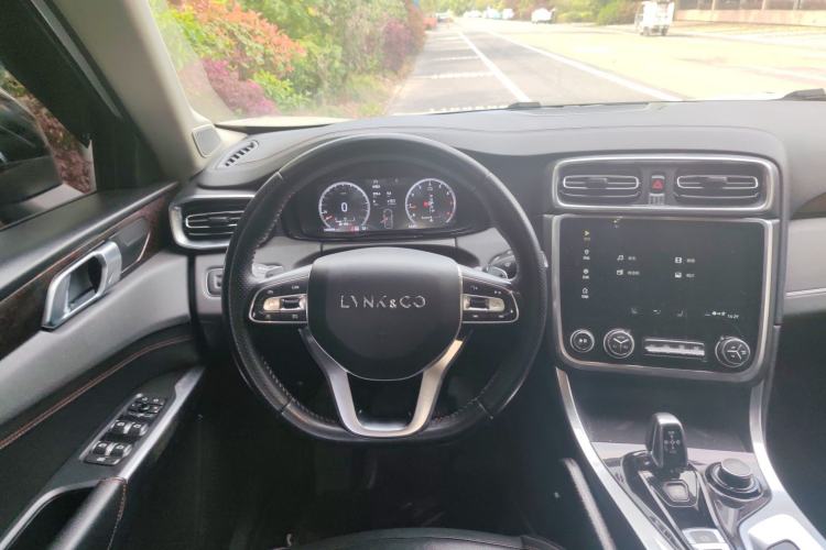 Used Lynk & Co 01 2017 2.0T Four-Wheel Drive Pro Edition
