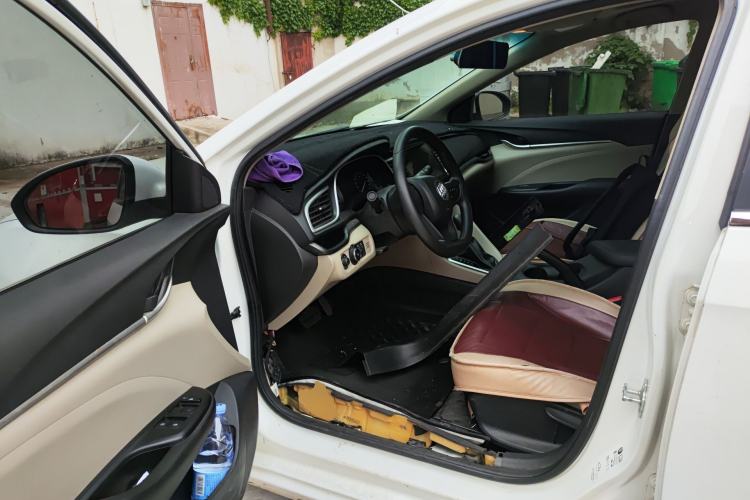 Used Buick GT 2017 15N Automatic Elite Version
