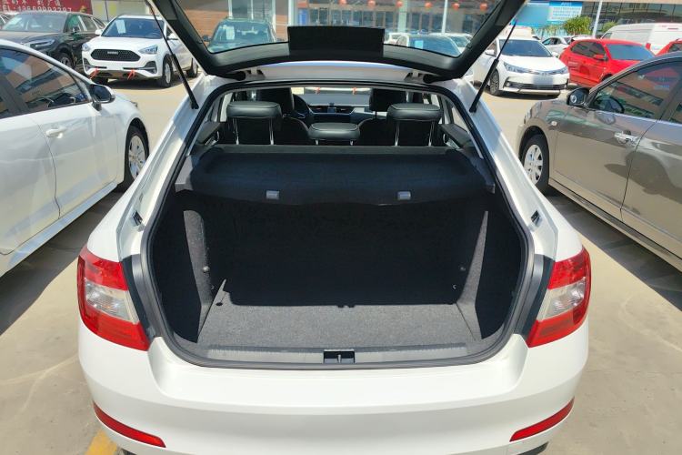 Used Skoda Octavia 2017 1.6L Automatic Chuanxing Edition
