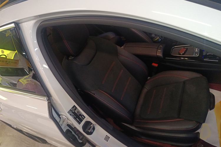 Used Mercedes-Benz A-Class 2024 Updated A 200 L Fashion Version Right Front Seat